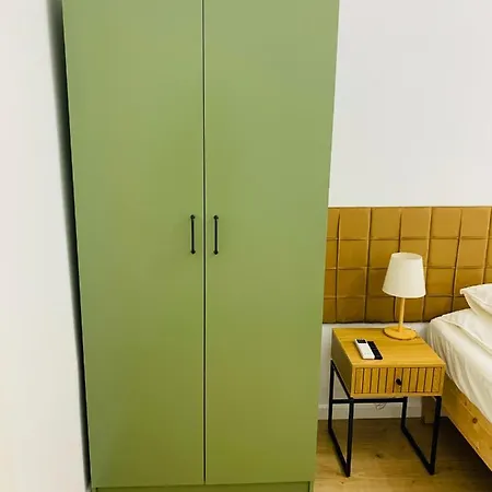 Margaret Boulevard - With Balcony * Budapeşte