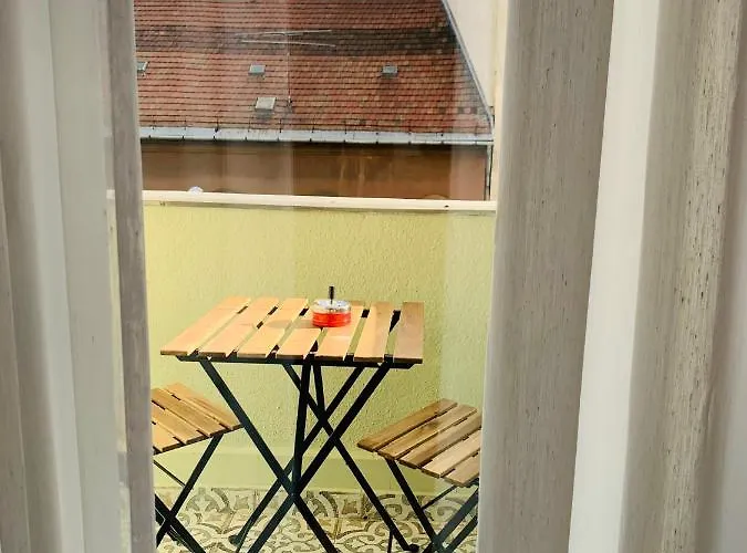 Apartamento Margaret Boulevard - With Balcony *